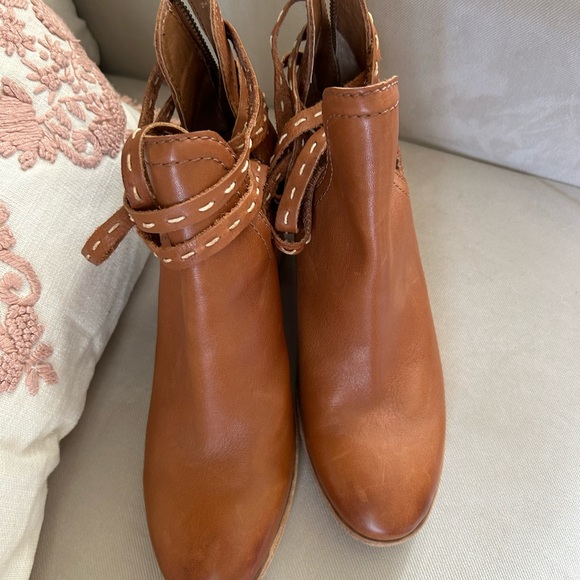 FRYE Naomi Pickstitch - Picture 3 of 7